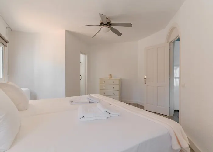 Colina Blanca Sunset View Апартаменты