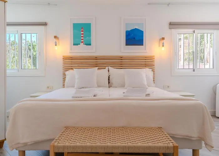 Colina Blanca Sunset View * Адехе