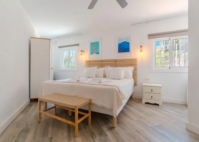 Colina Blanca Sunset View